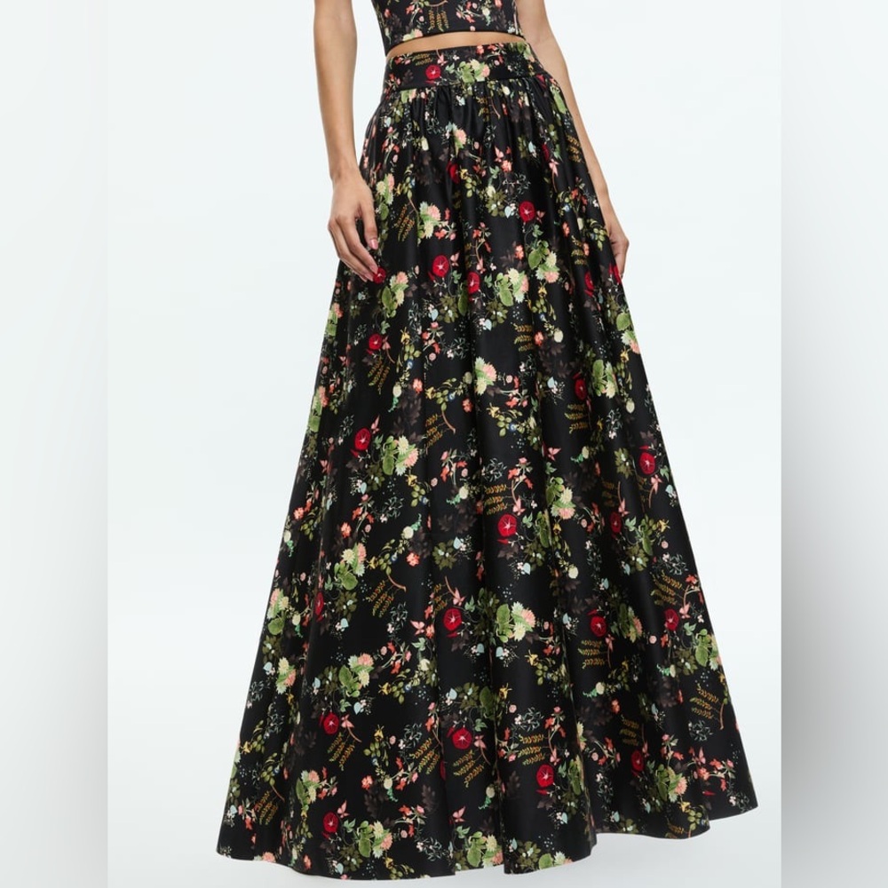 Alice + Olivia Nilda Floral Print Maxi Skirt In Blush Kiss Black